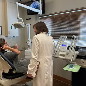 Bild von Dr. Christine Hansen DDS and Associates