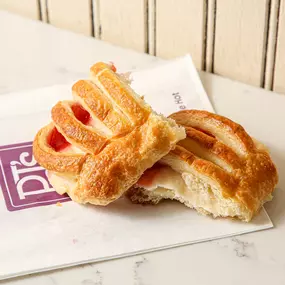 Strawberry & Cream Cheese Croissant