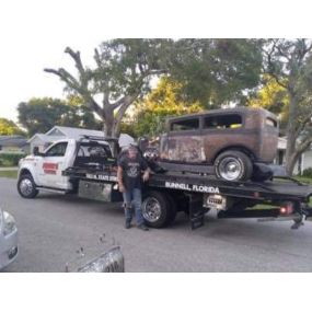 Call now for reliable towing services!