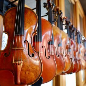 An antique Violin by Lorenzo Storioni made in 1780, for sale at Payton Violins with many of the best violin makers in history.