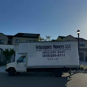 Bild von Velazquez Movers LLC