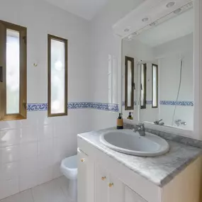 ProPhoto_PoetaLuisChamizo6_Bathroom_3.jpg