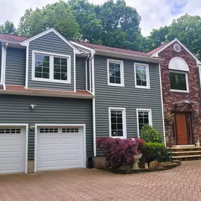 New vinyl siding replacement