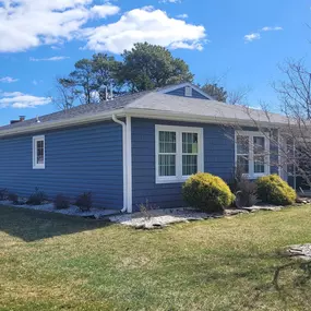 New vinyl siding replacement