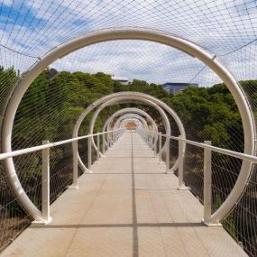 Stainless steel cable mesh safety netting for bridges and pedestrian walkways by Carl Stahl DecorCable.