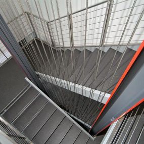 Stainless steel cable rope system for stair safety and fall protection by Carl Stahl DecorCable.