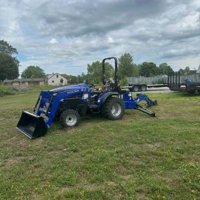 Bild von Village Tractor & Repair of Niagara