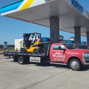 Trust the towing professionals at Garcias Towing!