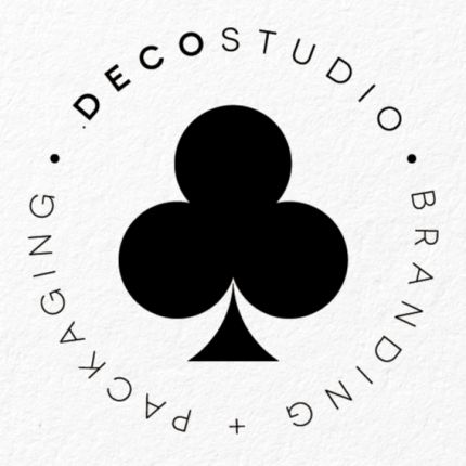 Logo de DECOstudio / Branding & Packaging