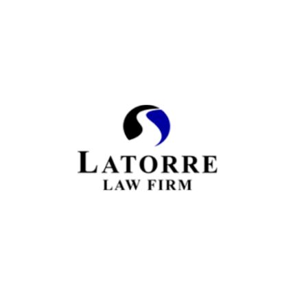 Logotipo de Latorre Law Firm