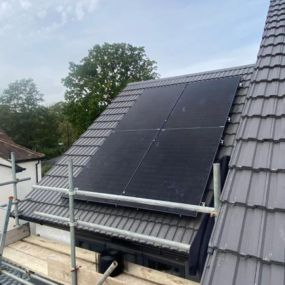 Bild von Evolve Renewables Solar Panels & Air Source Heat Pumps