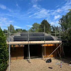 Bild von Evolve Renewables Solar Panels & Air Source Heat Pumps