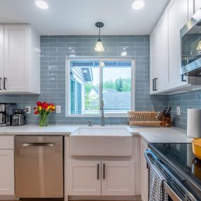 Bild von Brutsky Builds - Kitchen and Bath Remodeler