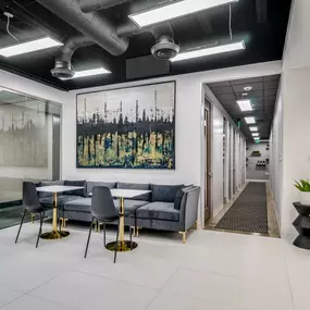 Bild von Lucid Private Offices - Mockingbird Station / SMU