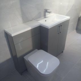 Bild von TW Thomas Bathrooms & Tiles