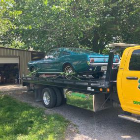 Call us for reliable towing services!