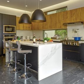 Contemporary Style Kitchen Design