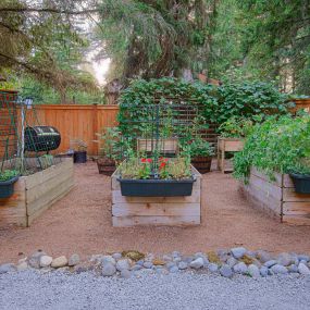 Bild von Classic Landscaping + Nursery