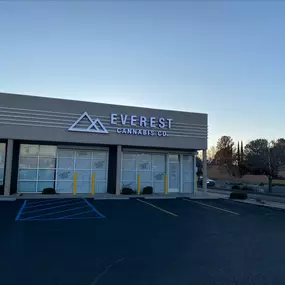 Bild von Everest Cannabis Co. - Las Cruces South Valley