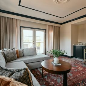 Living area in the Magnolia Suite at The Oliver Hotel of Oxford