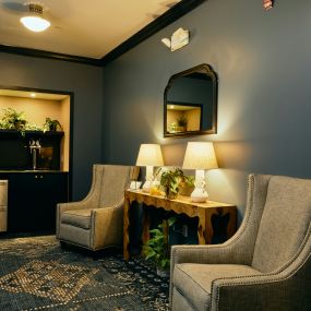 Lobby seating at The Oliver Hotel of Oxford