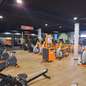 Basic-Fit Venlo Drie Decembersingel 24/7 - cardio