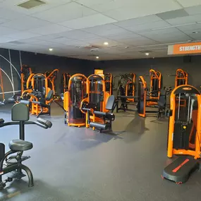 Basic-Fit Venlo Drie Decembersingel 24/7 - strength zone