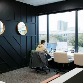 Bild von Lucid Private Offices - Frisco / Legacy