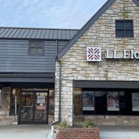 LL Flooring #1434 Exton | 213 W. Lincoln Highway | Storefront