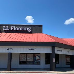 LL Flooring #1467 Smyrna | 2510 Cobb Parkway SE | Storefront