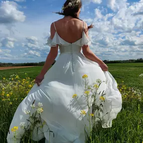 Bild von Nikita Bruidsmode – Tweedehands & Betaalbare Trouwjurken Velp ( land van Cuijk) NB
