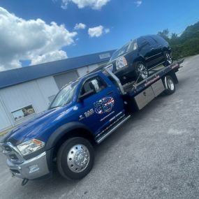 Break down? Call now for a towing service!