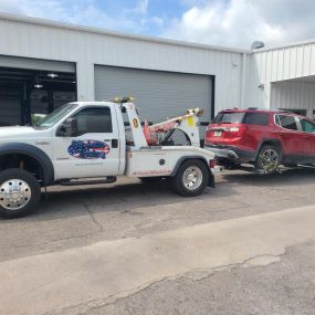 Break down? Call now for a towing service!