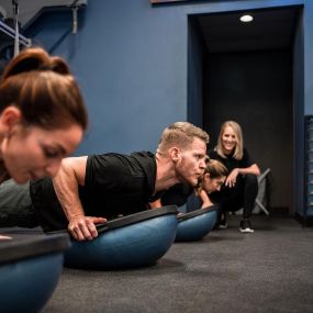 chest-and-back-fitness-class-dallas