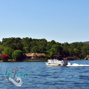 Bild von Lazy Waves Pontoon Rentals and Water Sports