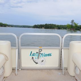 Bild von Lazy Waves Pontoon Rentals and Water Sports