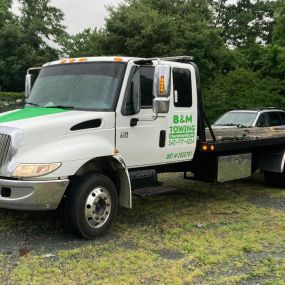 Call now for 24/7 towing!