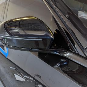 Chrome delete in process on this 2023 BMW i7 x60