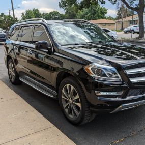 Paint correction on this black 2014 Mercedes-Benz GL 450. Look at that shine!