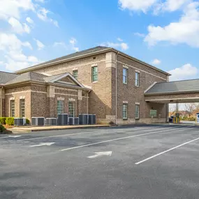 Coastal States Bank branch drive thru in Dawsonville, GA.