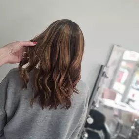 Bild von AurA Hair and Beauty