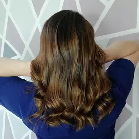 Bild von AurA Hair and Beauty
