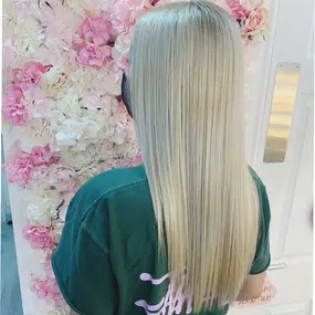 Bild von AurA Hair and Beauty
