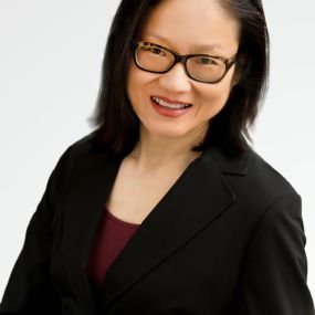 Mimi Liu, MD - Ophthalmologist, Vitreoretinal Surgeon and Specialist