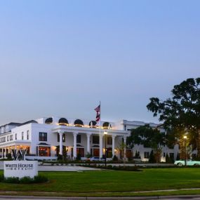 White House Hotel Front Street View