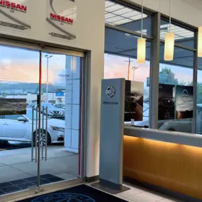 Fox Nissan Grand Rapids Front Desk