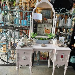 Bild von The Magnolia Market Home Decor and More