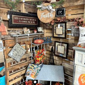 Bild von The Magnolia Market Home Decor and More