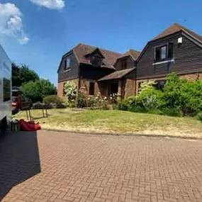 Bild von Inline Removals and Storage
