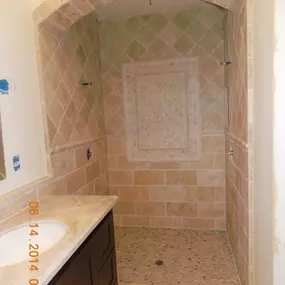 Bild von JURAVLE TILE & REMODELING